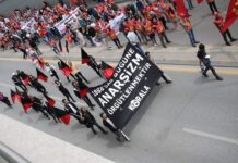 1 Mayıs’ta “1886’dan Bugüne Anarşizm Örgütlenmektir” Pankartıyla Alandaydık